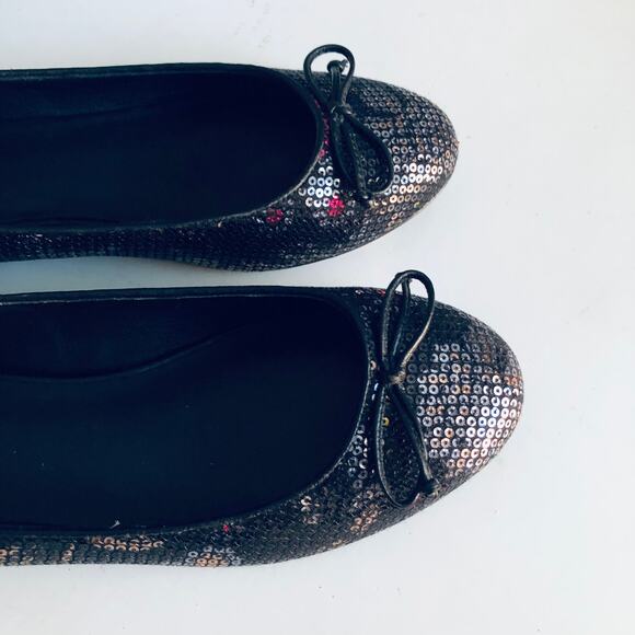 Pour La Victoire 'Hessa' Women's 9 Black Sequin Flower Bow Ballet Flat - Picture 4 of 9